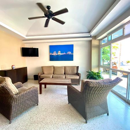 Hotel Delfines - A 2 Calles Del Acuario ורקרוז מראה חיצוני תמונה