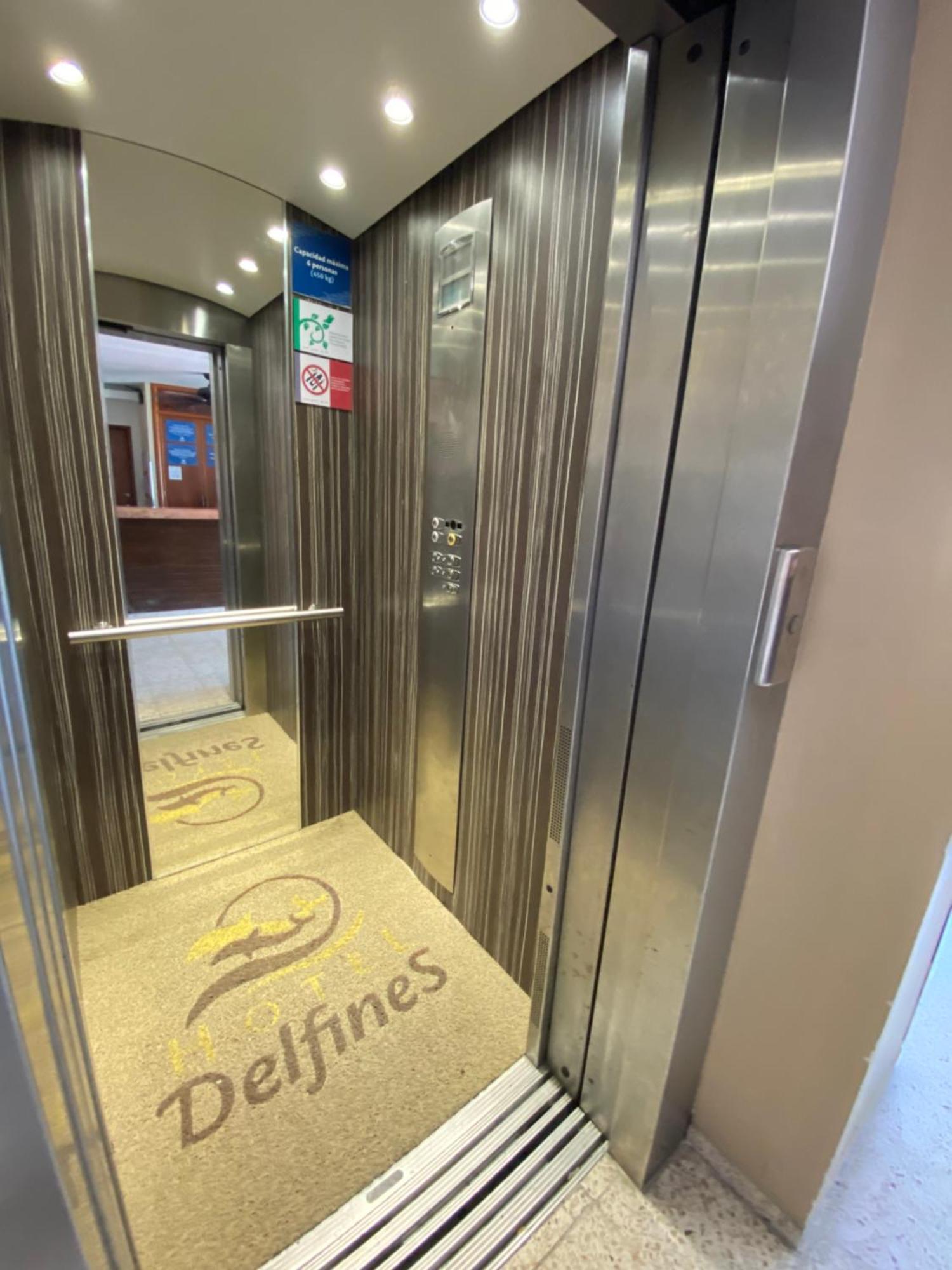 Hotel Delfines - A 2 Calles Del Acuario ורקרוז מראה חיצוני תמונה