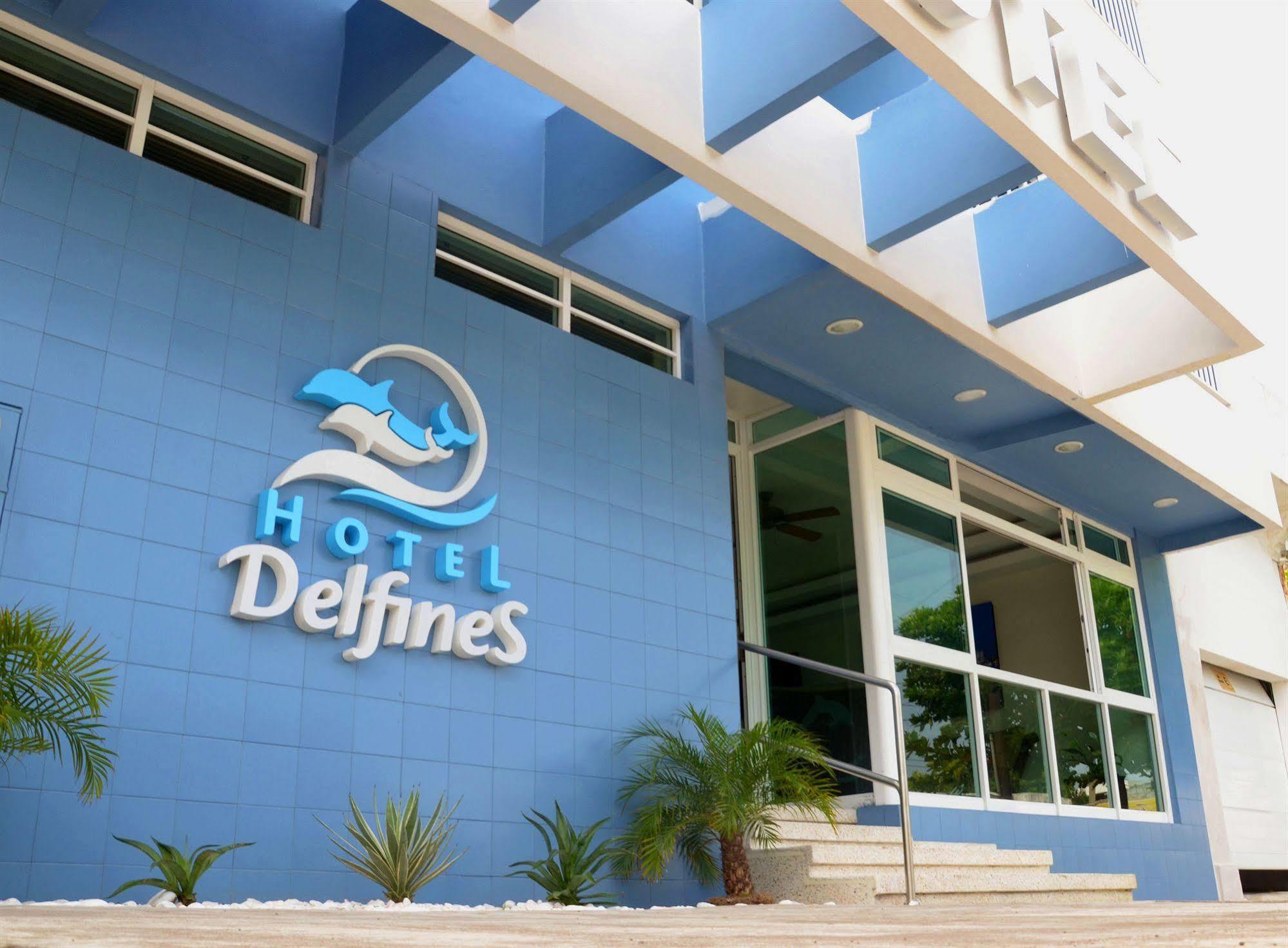 Hotel Delfines - A 2 Calles Del Acuario ורקרוז מראה חיצוני תמונה